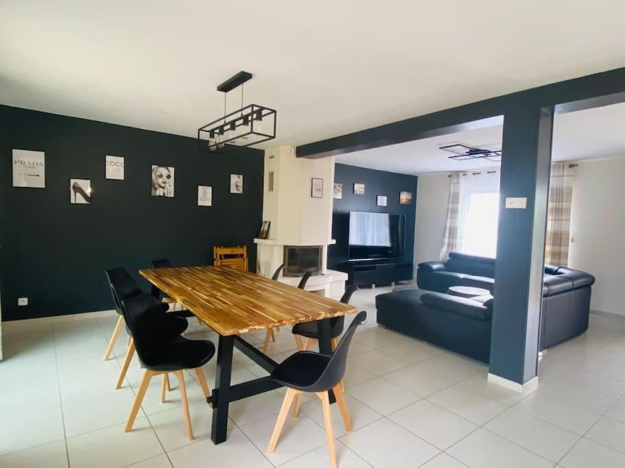 Villa Avec Piscine Chauffee A Moins 1H30 De Paris Saint-Pierre-des-Fleurs Екстериор снимка